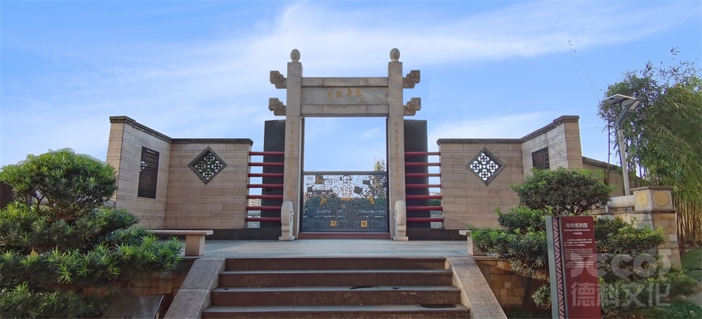 藝術(shù)展廳裝修設(shè)計(jì)中，如何運(yùn)用材料和質(zhì)感來增強(qiáng)展覽的感官體驗(yàn)