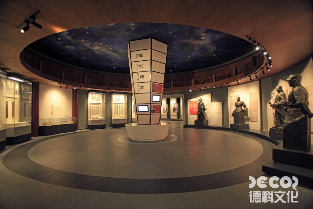 文化藝術(shù)類(lèi)展覽廳如何設(shè)計(jì)觀眾休息區(qū)而不破壞整體性？